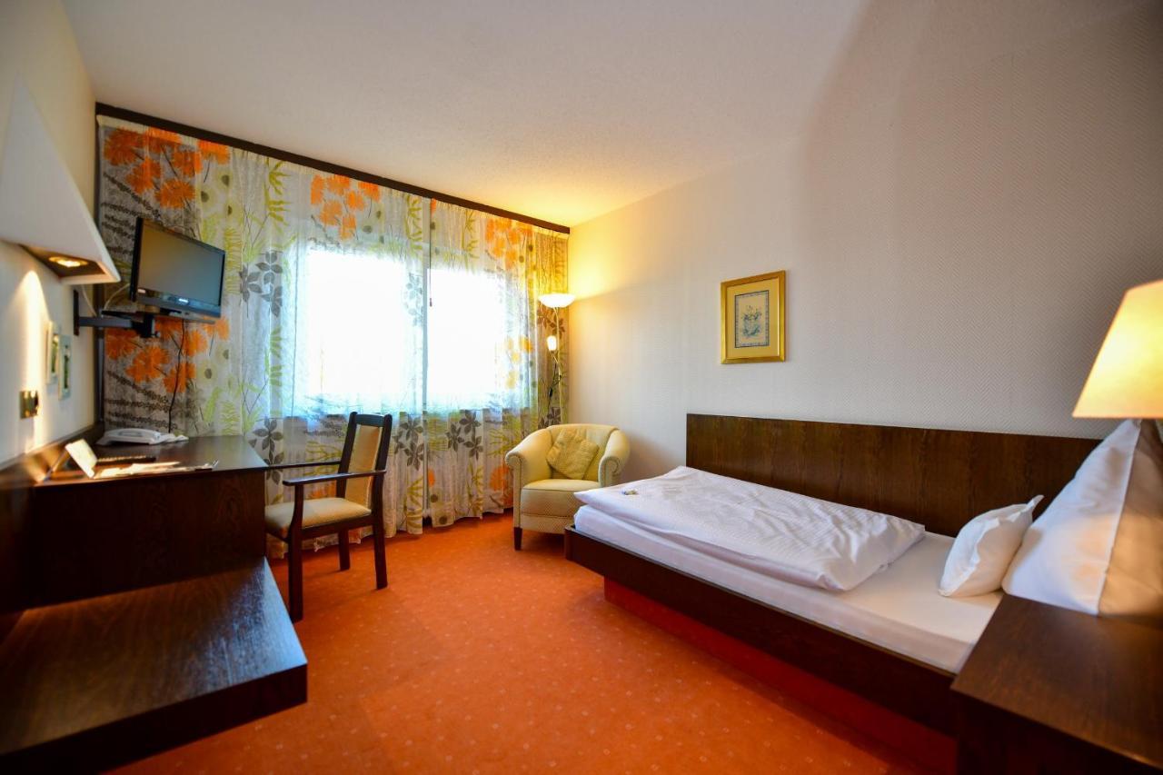 Hotel Zur Post Balve Ngoại thất bức ảnh